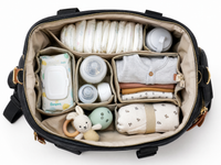 Intérieur du sac organisé — une place pour chaque chose